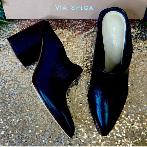 Via Spiga Shoes - Via Spiga Black Leather Mules. Free shipping!